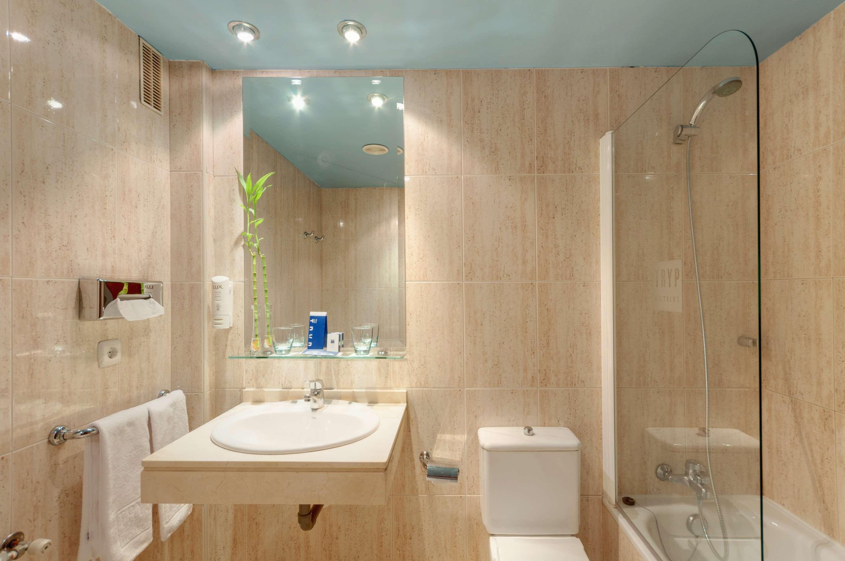 Tryp Valladolid Sofia Parquesol Hotel Eksteriør billede