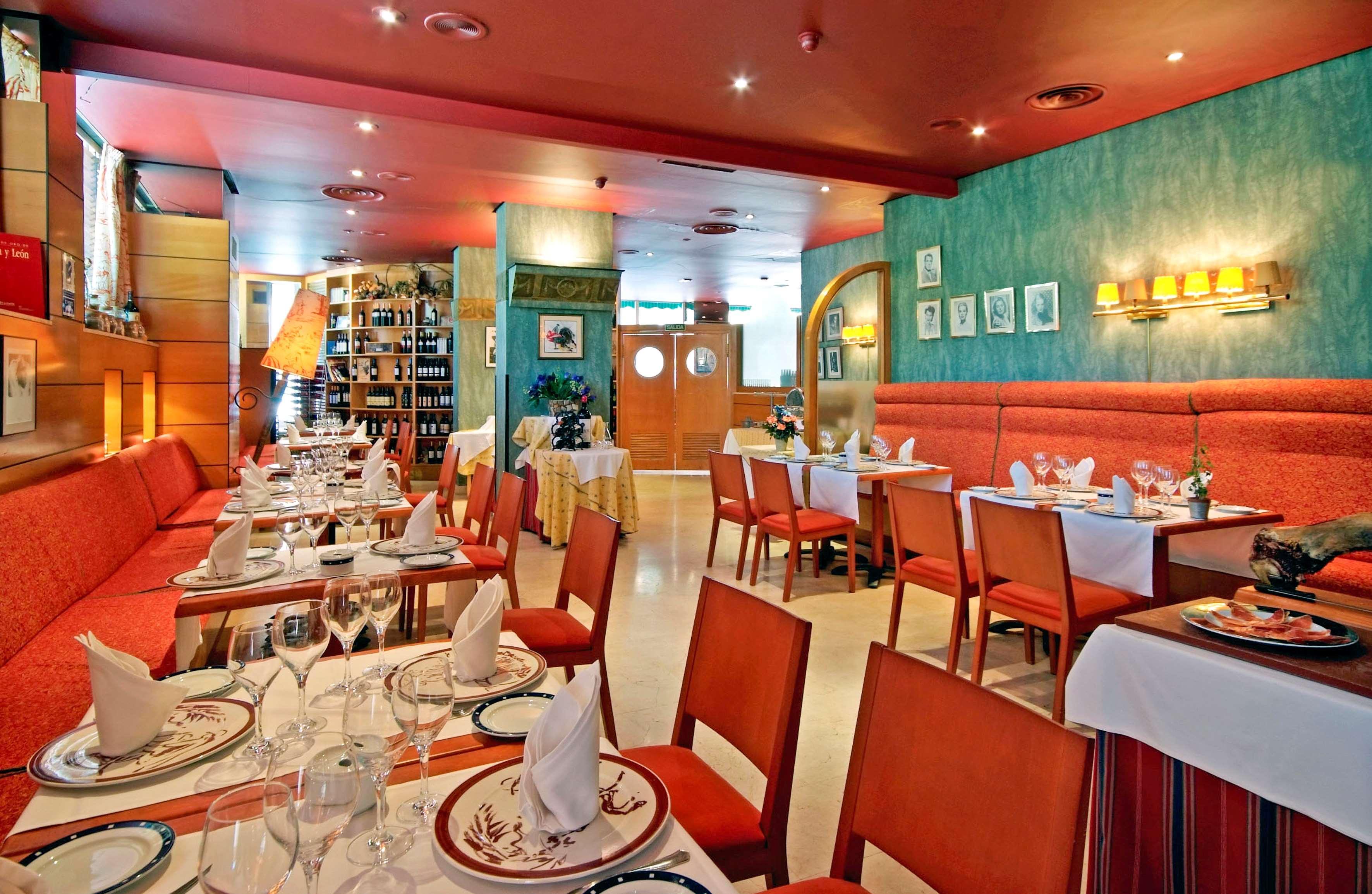 Tryp Valladolid Sofia Parquesol Hotel Restaurant billede