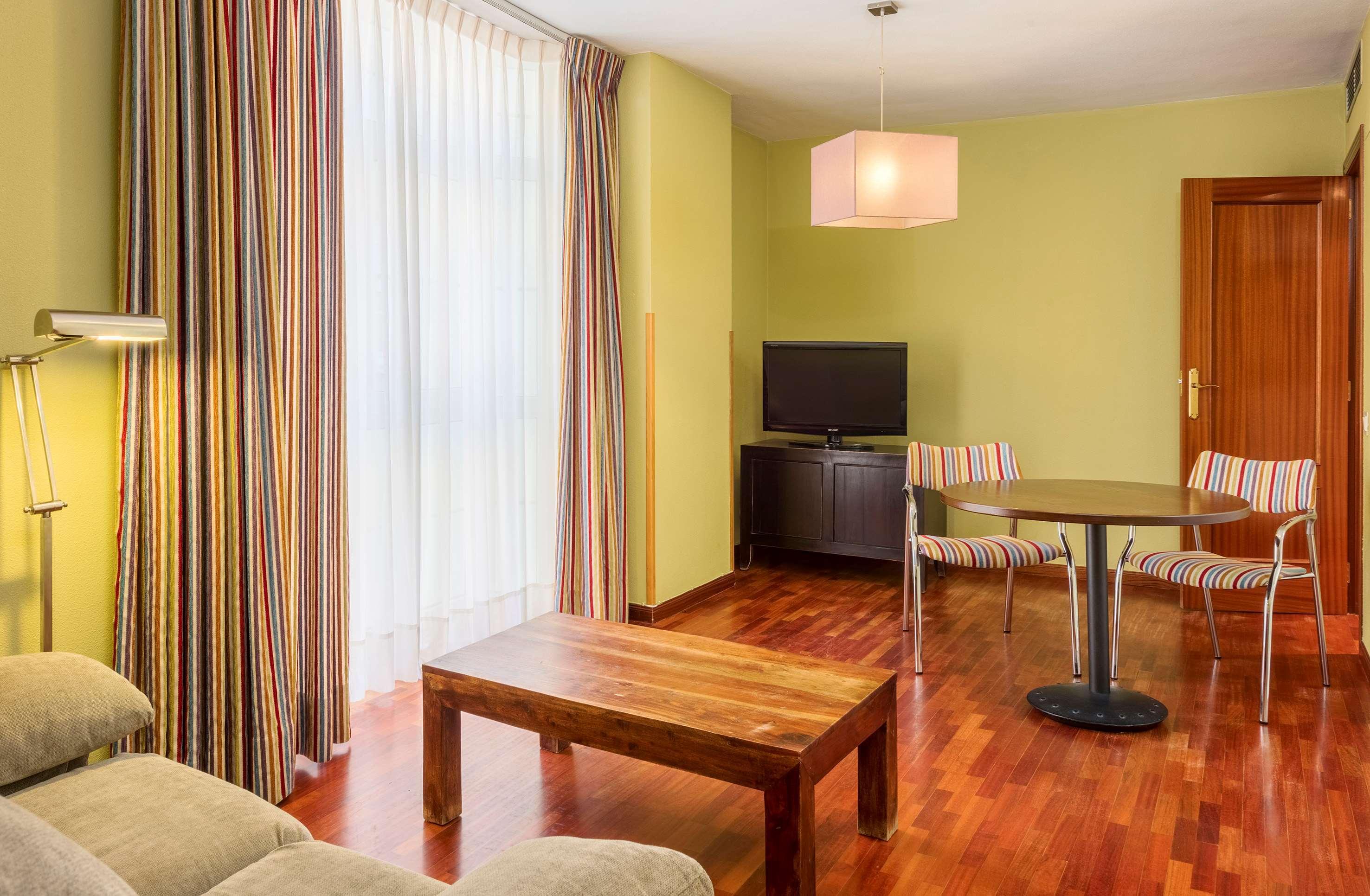Tryp Valladolid Sofia Parquesol Hotel Eksteriør billede