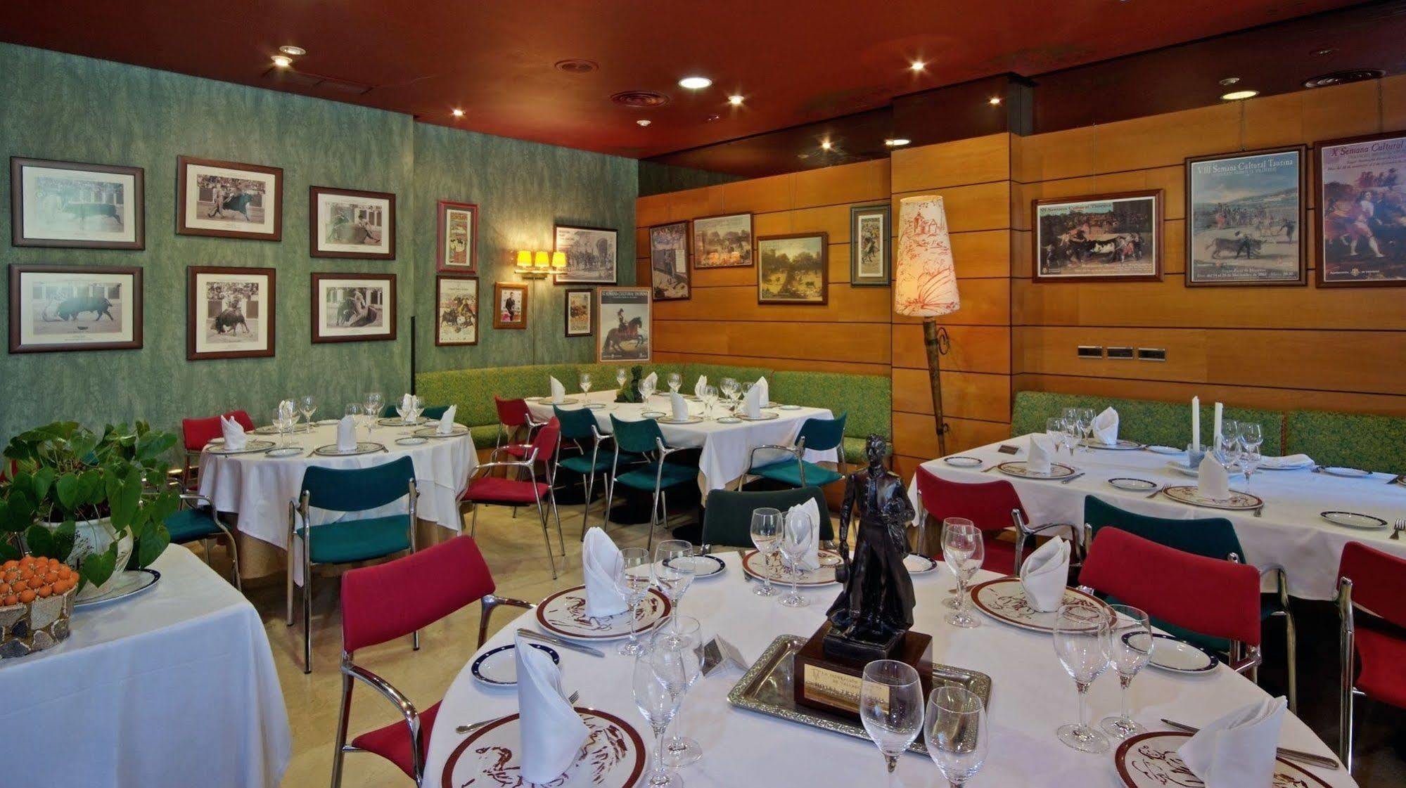 Tryp Valladolid Sofia Parquesol Hotel Restaurant billede